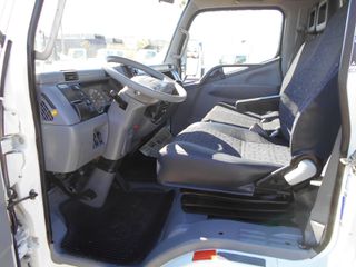 Ανατροπή Mitsubishi 2011 FUSO 7C15-thumb-5