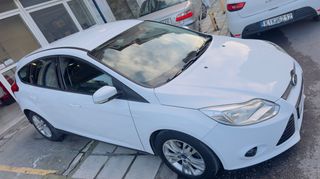 Ford Focus 2012 TREND-thumb-1