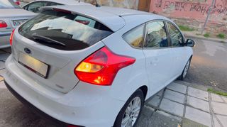 Ford Focus 2012 TREND-thumb-6
