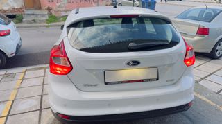 Ford Focus 2012 TREND-thumb-9