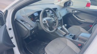 Ford Focus 2012 TREND-thumb-37