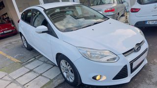Ford Focus 2012 TREND-thumb-14