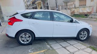 Ford Focus 2012 TREND-thumb-21