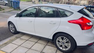 Ford Focus 2012 TREND-thumb-24