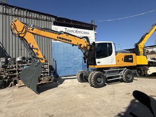 Εκσκαφέας Με Λάστιχα Liebherr 2015 A924-thumb-1
