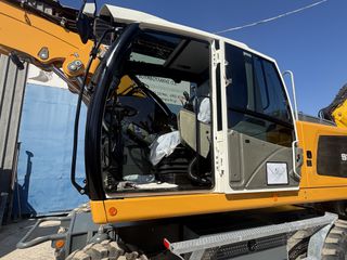 Εκσκαφέας Με Λάστιχα Liebherr 2015 A924-thumb-8