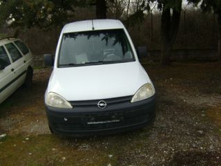 Κλούβα Opel 2005 combo   1300-thumb-1