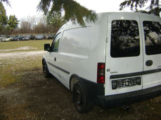 Κλούβα Opel 2005 combo   1300-thumb-3