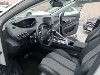 Peugeot 3008 2018 PureTech Allure Business panorama-thumb-24