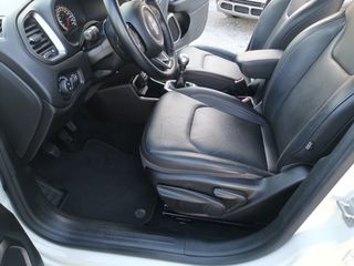 Jeep Renegade 2018 TGDi Limited 4x2-thumb-81