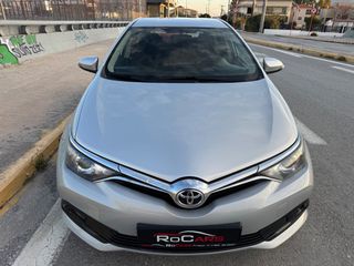 Toyota Auris 2016