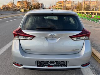 Toyota Auris 2016-thumb-4