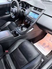 Jaguar E-Pace 2019-thumb-12