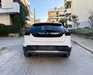 Volvo V40 Cross Country 2016-thumb-8