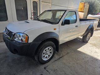 Nissan Navara 2004