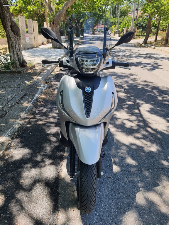 Piaggio Beverly 400 2023 400S HPE
