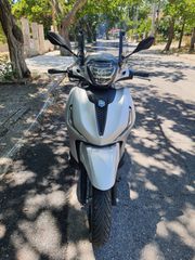 Piaggio Beverly 400 2023 400S HPE