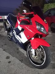 Honda CBR 600 F 2002 F4I