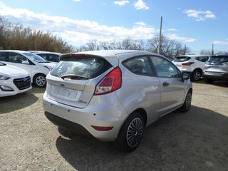 Ford Fiesta 2016-thumb-5