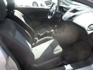 Ford Fiesta 2016-thumb-9