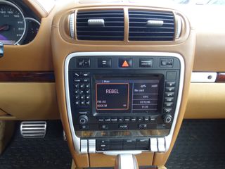 Porsche Cayenne 2005-thumb-13