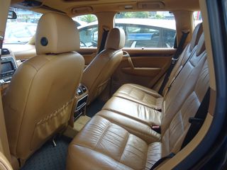 Porsche Cayenne 2005-thumb-19