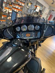 Harley Davidson Street Glide Ultra 2018 special-thumb-5