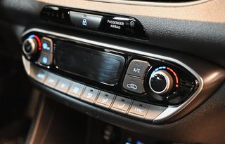 Hyundai i 30 2020 N LINE NAVI CAMERA LED FULL EXTRA-thumb-23