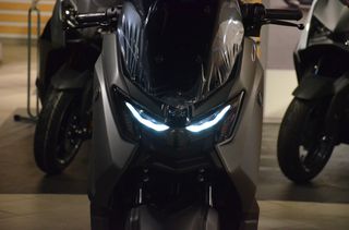 Yamaha NMAX 155 2026 Tech Max-thumb-2