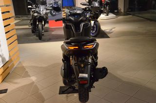 Yamaha NMAX 155 2026 Tech Max-thumb-6