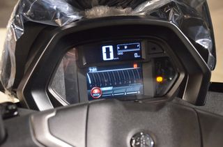Yamaha NMAX 155 2026 Tech Max-thumb-5