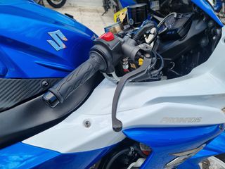 Suzuki GSX-R 1000 2011-thumb-10