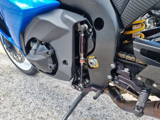 Suzuki GSX-R 1000 2011-thumb-11