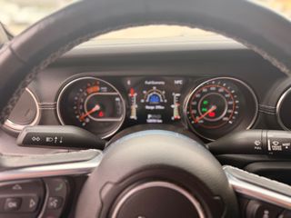 Jeep Gladiator 2021 OVERLAND -4X4 -FULL EXTRAS-thumb-68