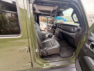 Jeep Gladiator 2021 OVERLAND -4X4 -FULL EXTRAS-thumb-37