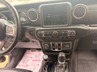 Jeep Gladiator 2021 OVERLAND -4X4 -FULL EXTRAS-thumb-41
