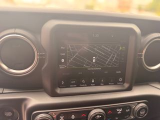 Jeep Gladiator 2021 OVERLAND -4X4 -FULL EXTRAS-thumb-50
