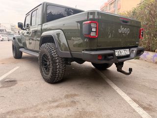 Jeep Gladiator 2021 OVERLAND -4X4 -FULL EXTRAS-thumb-17