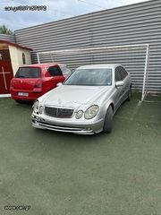 Mercedes-Benz 220 E 220 '02