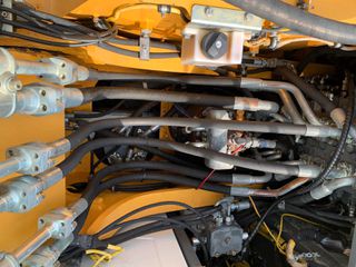 Εκσκαφέας Με Ερπύστριες Liebherr 2014 R 922 NLC-thumb-32