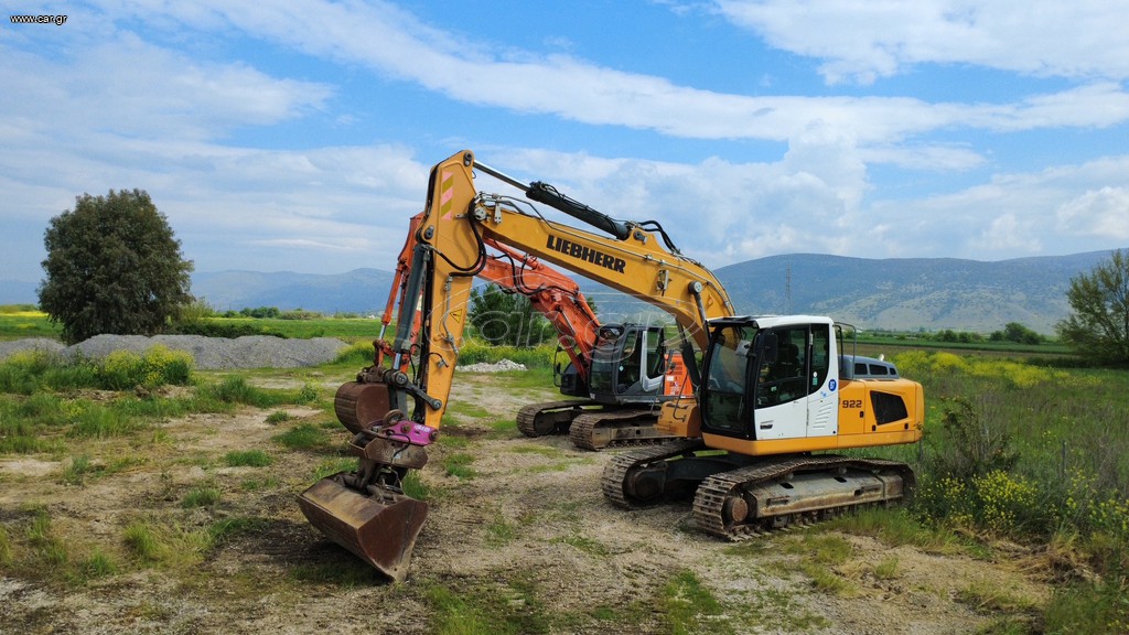 Εκσκαφέας Με Ερπύστριες Liebherr 2014 R 922 NLC