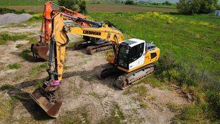 Εκσκαφέας Με Ερπύστριες Liebherr 2014 R 922 NLC-thumb-11