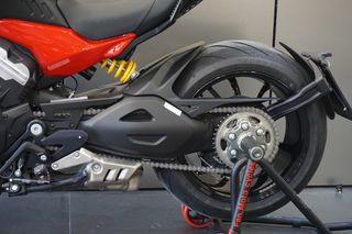 Ducati Diavel 2024 V4-thumb-19
