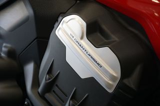 Ducati Diavel 2024 V4-thumb-24