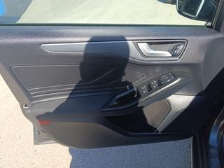 Ford Focus 2019 SW 1.5 TDCi ACTIVE-thumb-32