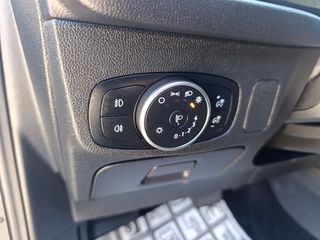 Ford Focus 2019 SW 1.5 TDCi ACTIVE-thumb-34