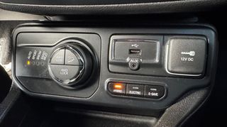 Jeep Renegade 2021 1.3 T4 4Xe PLUG-IN S HYBRID-ΔΕΡΜΑ-Α’ ΧΕΡΙ- FULL EXTRA-thumb-43