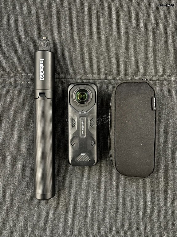 Insta360 X4 + Selfie Stick Tripod + 2 microSD