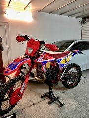 Beta RR 300 2019 BETA 300RR-thumb-1
