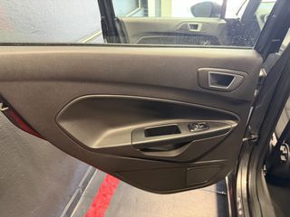 Ford Fiesta 2015 TITANIUM FULL EXTRA KEYLESS-thumb-10